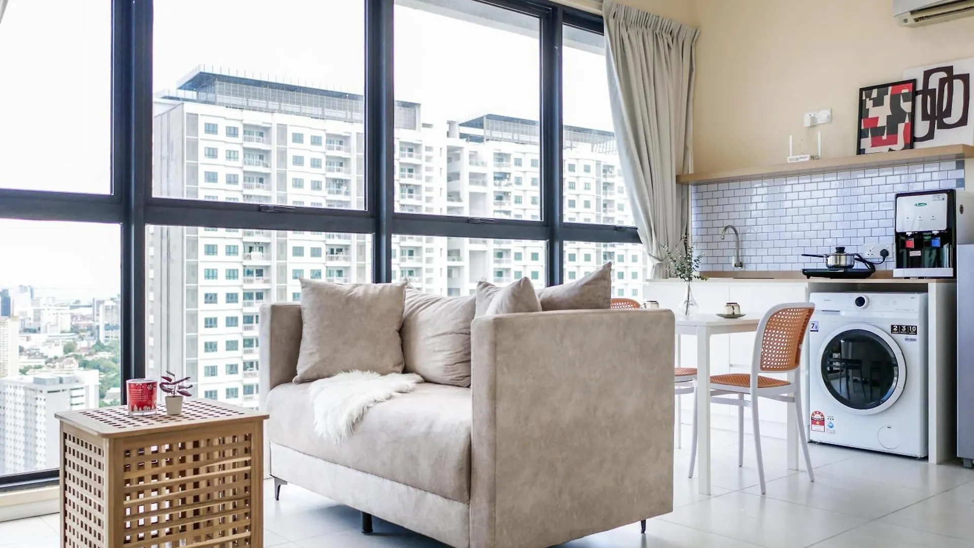 Home Attic At Urban 1 Bedroom For 2 Pax George Town Apartment